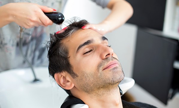 Restauración-de-Cabello-en-Latino-américa-Shampoo